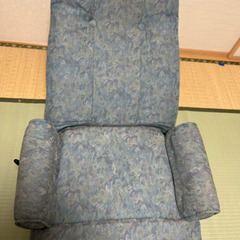 座椅子　リクライニング機能付き　ソファー椅子の画像