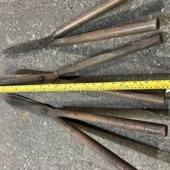 伐採やお茶等に使う道具の画像