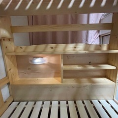（決まりました）2段ベッド　超耐震宮付き（LEDライト）すのこベッドの画像