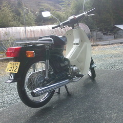 ★☆彡値下げしました！！四国・高知・スーパーカブＣ７０カスタム角目・セル付き７０ｃｃ・ホンダ・通勤快速・お買い得美車！★☆彡の画像