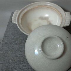 銀峯陶器 土鍋 京型 墨貫入 鍋焼きうどん　鍋　炊飯　 8号 ２，３人用  直火対応 保温性 萬古焼 日本製 [8号]　鍋底面に『GINPO』刻印ありの画像