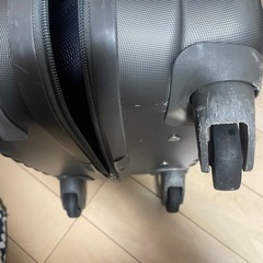 スーツケース　鍵2本ありの画像