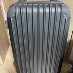 スーツケース　鍵2本あり