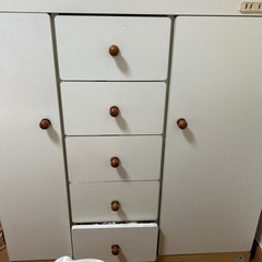 🌟廃盤🌟IKEA STORNAS キッチンカウンター フレンチカントリーstyle パイン無垢材 イケア ストールネス 212 (RM片江店)  七隈の収納家具《食器棚、キッチン収納》の中古あげます・譲ります｜ジモティーで不用品の処分