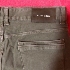 BLACK LABELデニムパンツ　カーキの画像