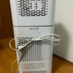 サーキュレーター衣類乾燥除湿機 IJD-150-WH (Taka Hana) 篠崎の生活家電の中古あげます・譲ります｜ジモティーで不用品の処分