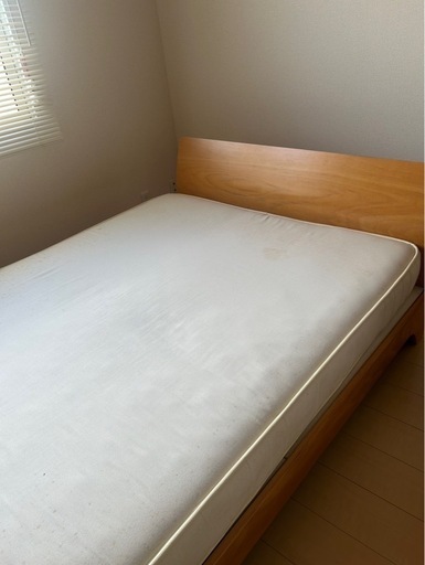 無印良品　セミダブルベッド