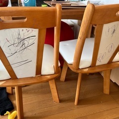 4点セットダイニングテーブルの画像