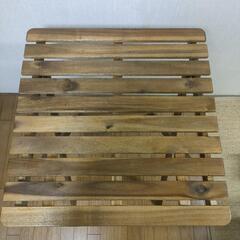 IKEAのガーデンテーブルの画像