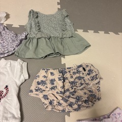 まとめ売り　女の子　80 上下セット計10点
の画像
