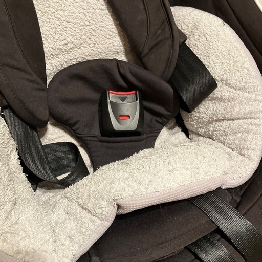 受け渡し予定者決定 コンビ チャイルドシート・クルムーヴスマートISOFIX