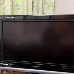 シャープ　カラーテレビ26インチ