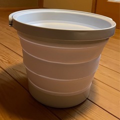 折りたたみバケツ