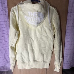 セール！40%OFF！ THANORTHFACE！パーカーSサイズ！の画像