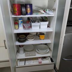 ３ピース食器棚の画像