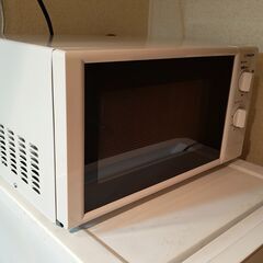MAXZEN 電子レンジ 17L ターンテーブル 西日本専用 一人暮らし 1人暮らし シンプル 単機能 700W プッシュボタン 白 ホワイト JM17BGZ01 60hz マクスゼンの画像