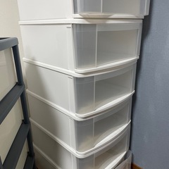 衣装ケースの画像