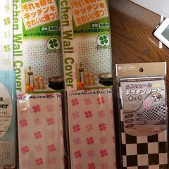 100均のキッチンシールです