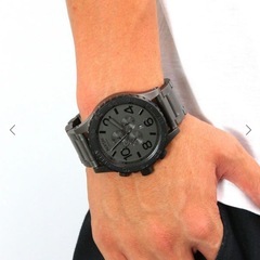 定価12万円弱　NIXON 腕時計