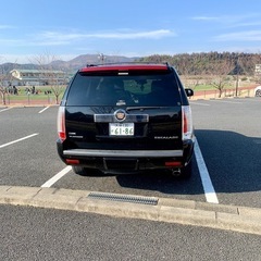 キャデラック エスカレード ディーラー車 プラチナム 22インチ アメ車 USの画像