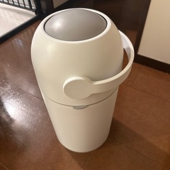 おむつゴミ箱の画像