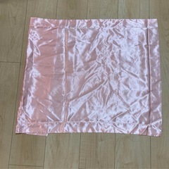 枕カバー　シルク　ピンク　縦　45cm 横　55cm