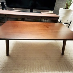 美品 リビングテーブル