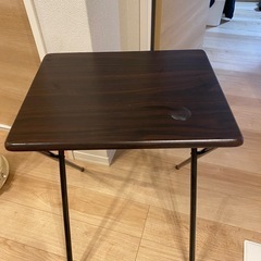 ニトリ折りたたみミニテーブル
