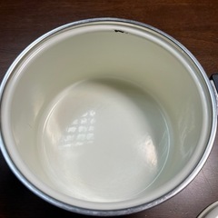 レトロな鍋の画像