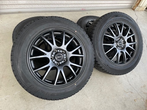 スタッドレスタイヤ　バリ山　美品