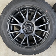 スタッドレスタイヤ　バリ山　美品の画像