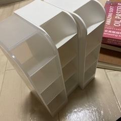 スケッチブックなどの画像