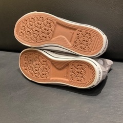 新古 🤨？ converse . グレー ハイカット！ 👟 スニーカー ，の画像