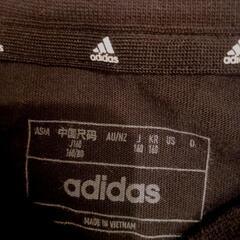 美品160㌢　 adidasTシャツ*の画像