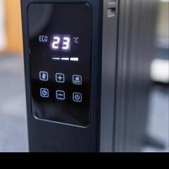 【新品未使用】オイルフリーヒーター ブラック パネルヒーター 電気ストーブ 速暖 温度調節 安全装置 24時間オフタイマー 省エネ の画像