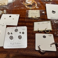 ピアス多数セットの画像