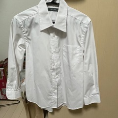 シャツ　120  卒園　入学に！