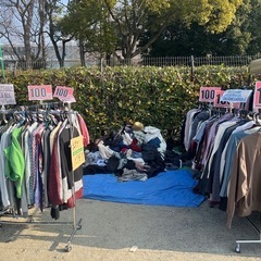 ★自分だけの仕入れ先★メルカリ仕入れお助け専門店！！1着100円　メンズ　レディース　自宅フリーマーケット^_^ 大量入荷の画像