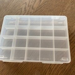 ダイソー　小物収納