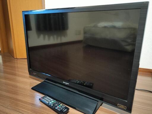SHARPLEDAQUOS32型 (かのかのロック) 成田空港（第１旅客ターミナル）のテレビ《液晶テレビ》の中古あげます・譲ります ｜ジモティーで不用品の処分