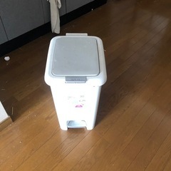 ゴミ箱