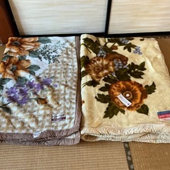 西川の毛布