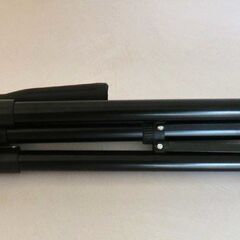 【半額】軽量ほぼ新品デジカメ・ミラーレス一眼用・三脚　TRIPOD 3120の画像