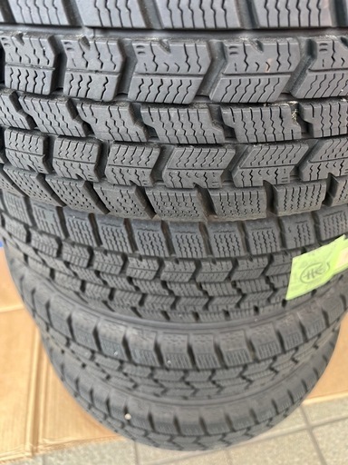 値下がりしました❗️165\65r14スタッドレスです