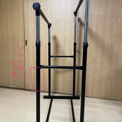 ハンガーラックの画像