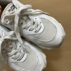 VALENTINO スニーカーの画像