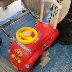 0210-005 アンパンマン手押し車