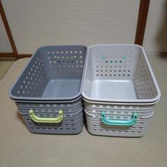 色が可愛らしいバスケット　４つまとめて！の画像