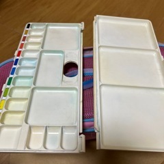 絵の具セットの画像