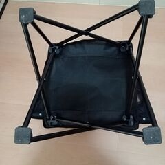 ダイソーアームチェア　ローチェア　63×39.5×52.5cmの画像